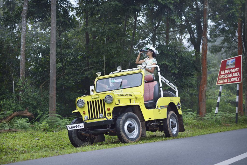 סולטאן באטרי The Woods Resorts Wayanad מראה חיצוני תמונה