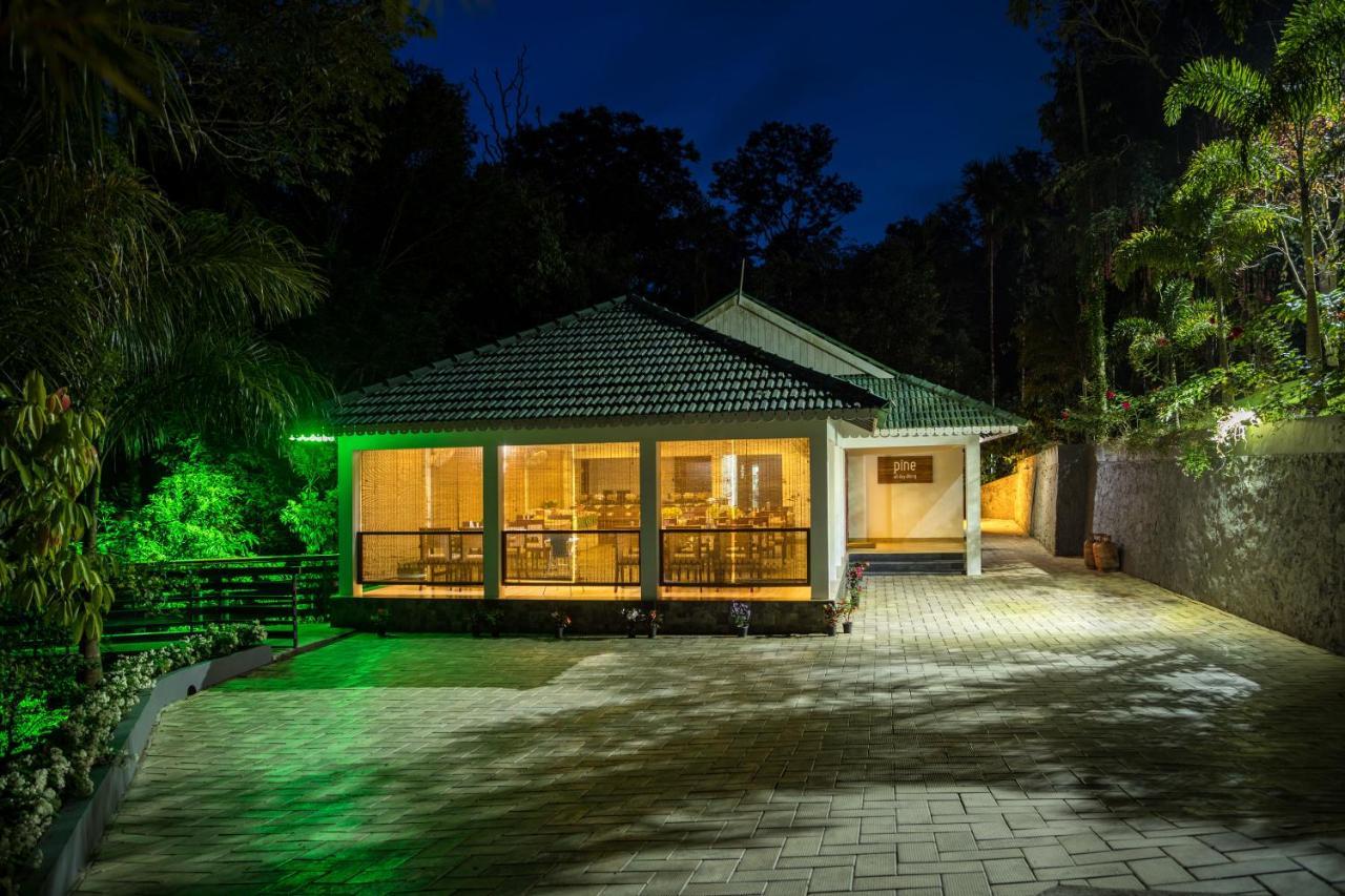 סולטאן באטרי The Woods Resorts Wayanad מראה חיצוני תמונה